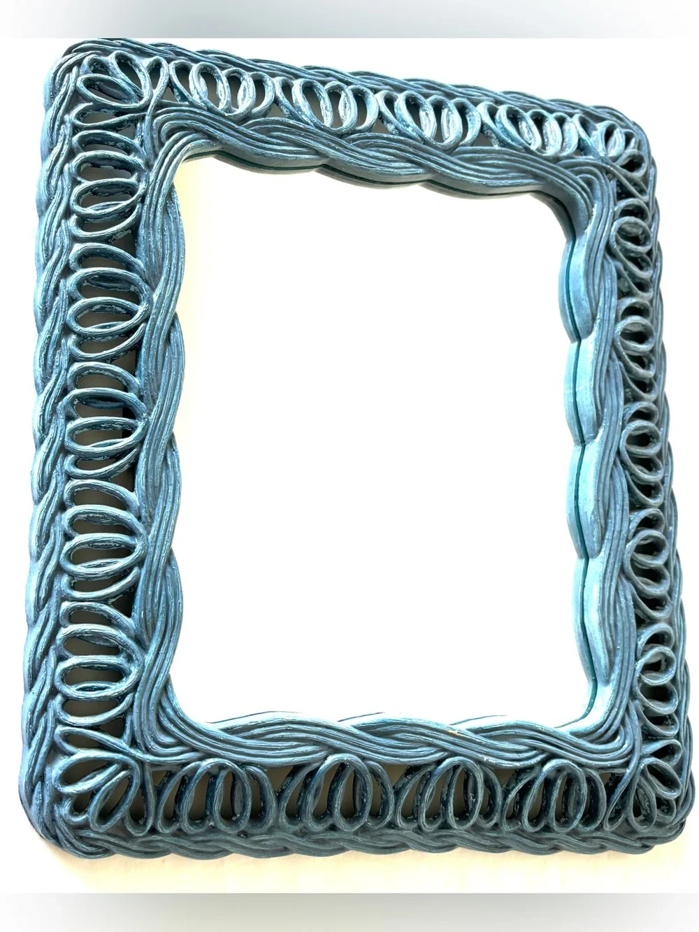 Hoda Mirror Blue 1981 Vintage Faux Wicker 3950 Wall Vertical/Horizontal Accent
